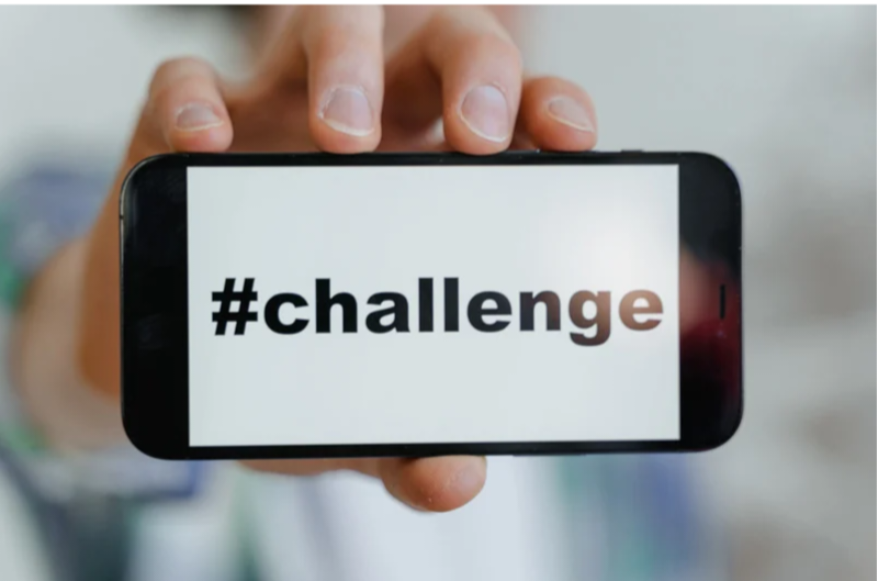 Image symbolising a financial challenge based on the 50/30/20 budgeting method for personal finance growth.
